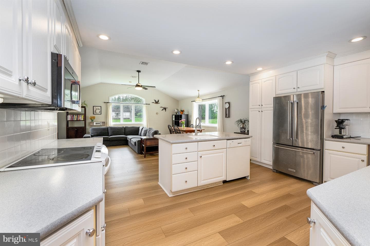 338 Collegeville Road photo 14