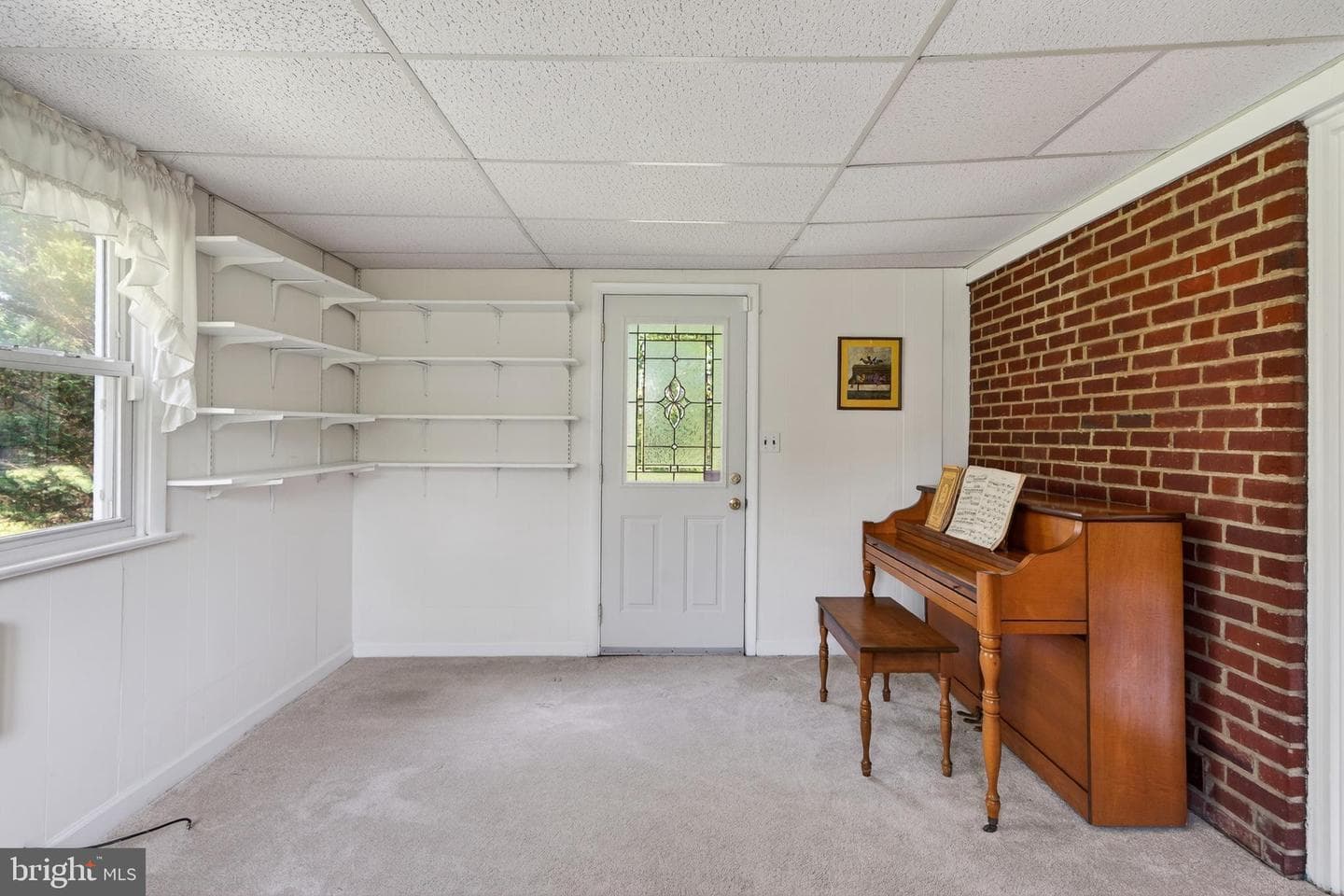 1702 Pemberton Road photo 20