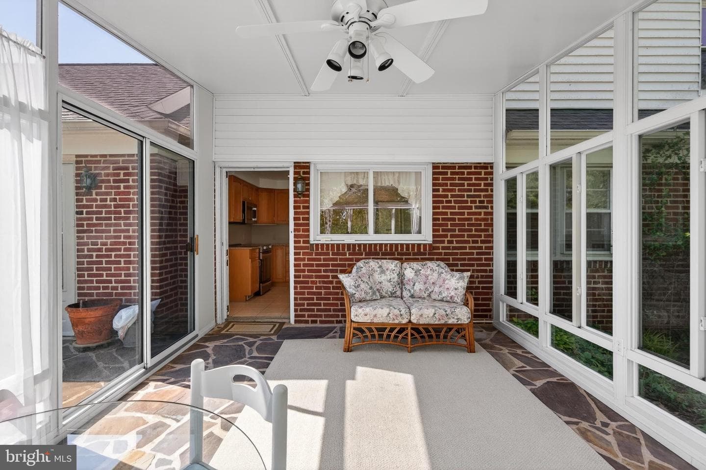 1702 Pemberton Road photo 39