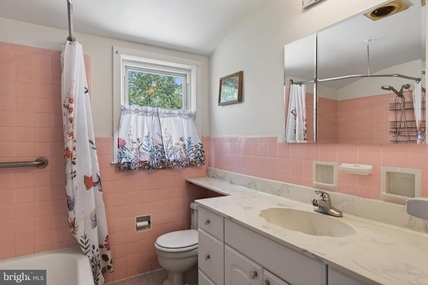 1702 Pemberton Road photo 46