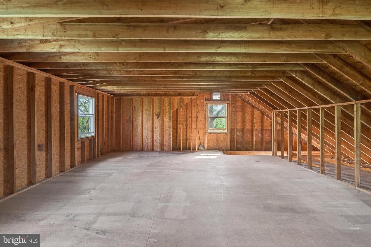 1702 Pemberton Road photo 59