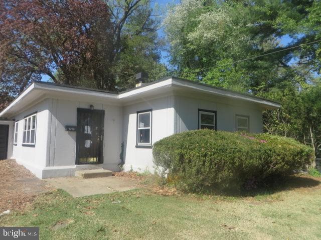 8200 Cheltenham Avenue photo 1