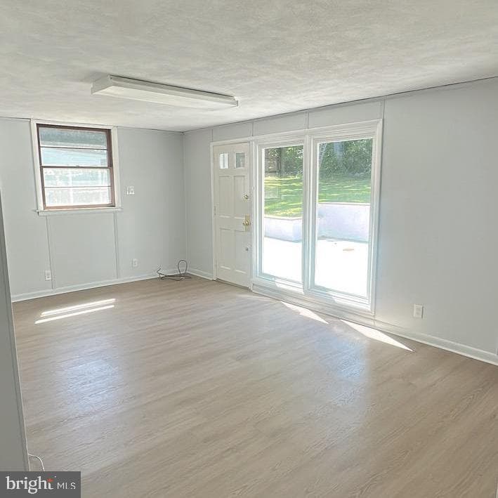 1242 June Rd photo 21
