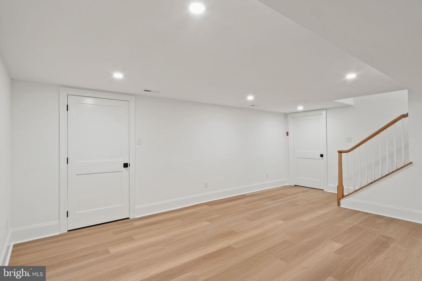 13 Elmwood Avenue photo 45