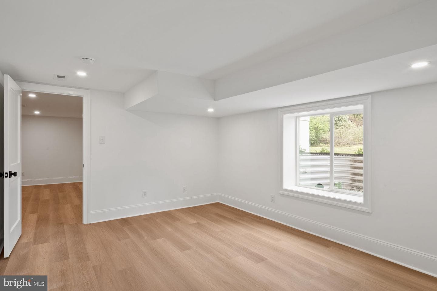 13 Elmwood Avenue photo 50