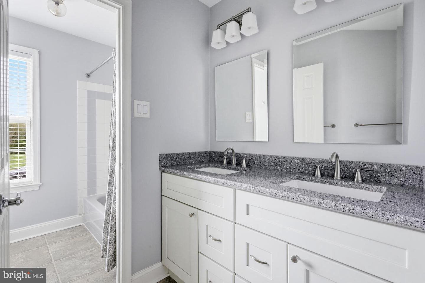 723 Gregory Drive photo 33