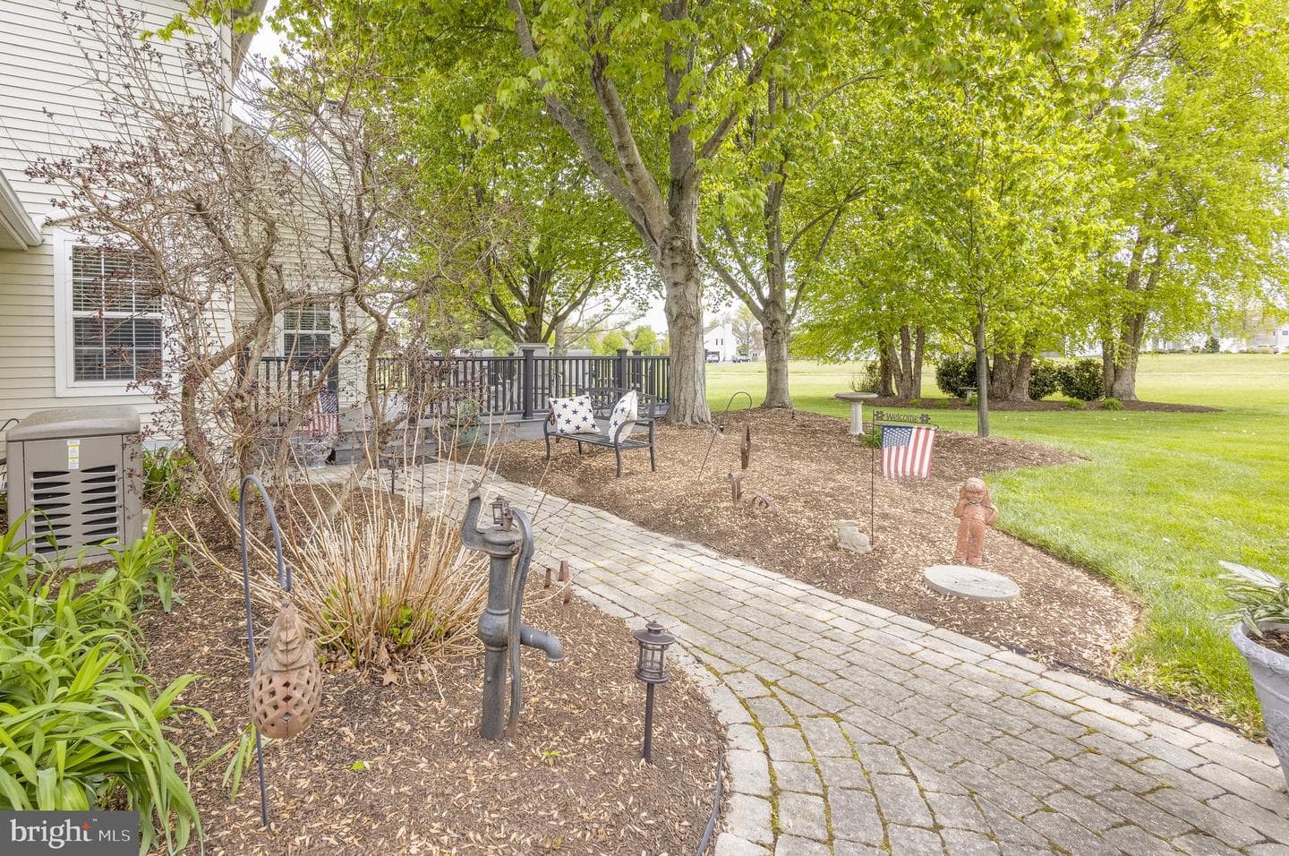 723 Gregory Drive photo 39