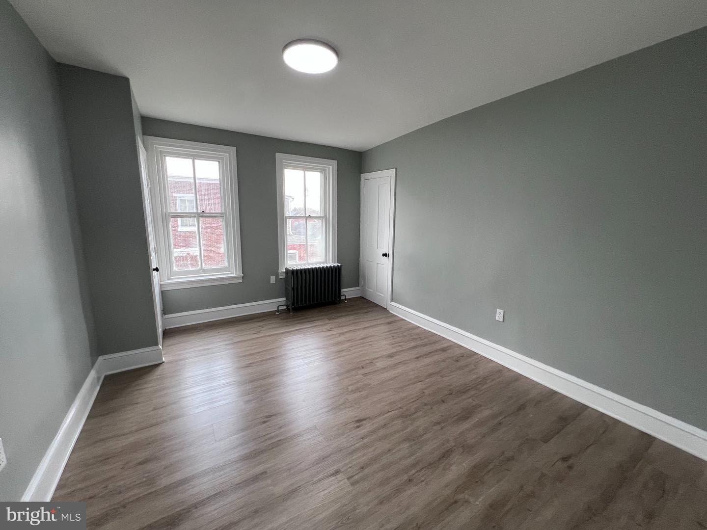 26 E 5th Street photo 25
