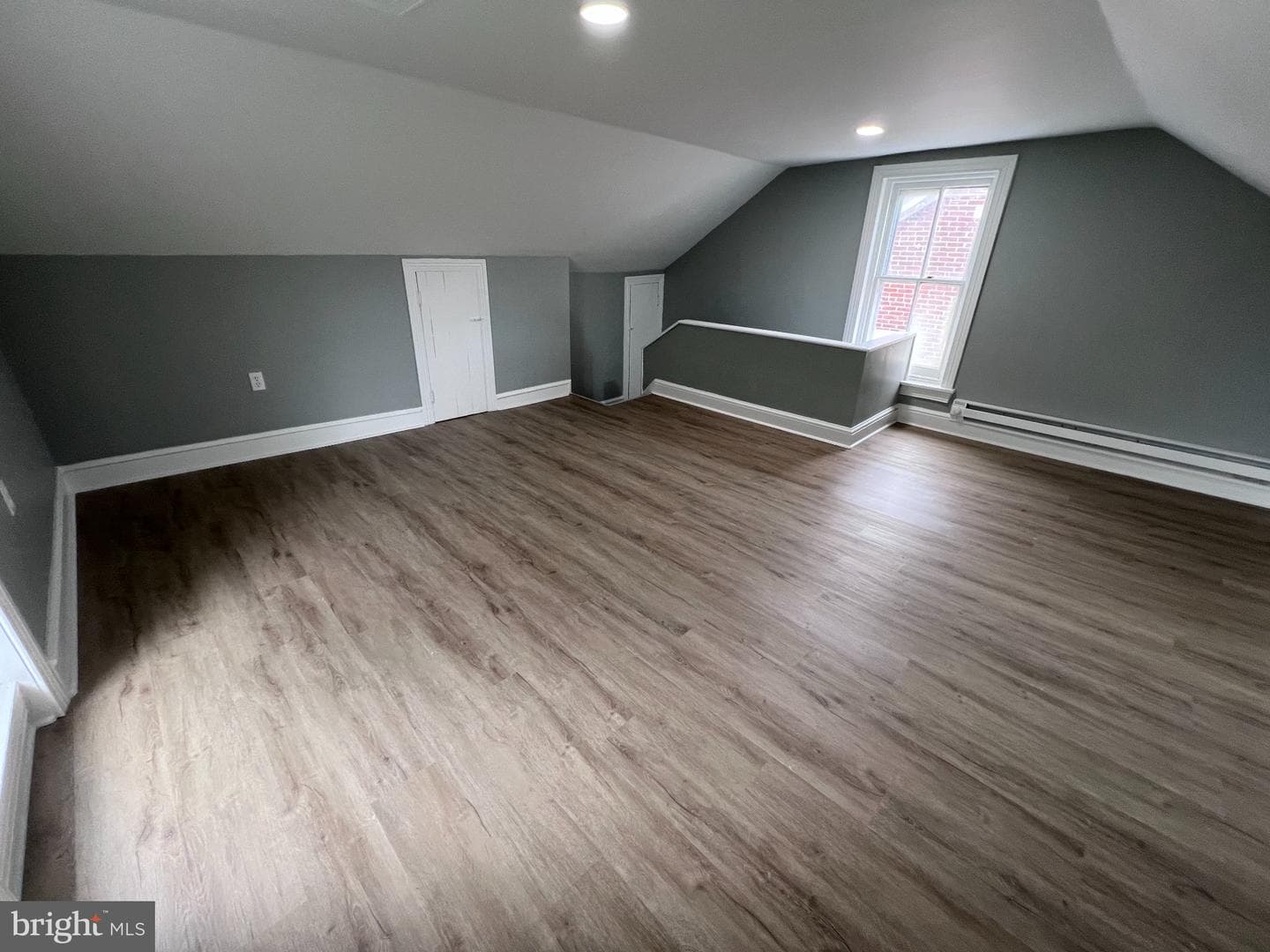 26 E 5th Street photo 30