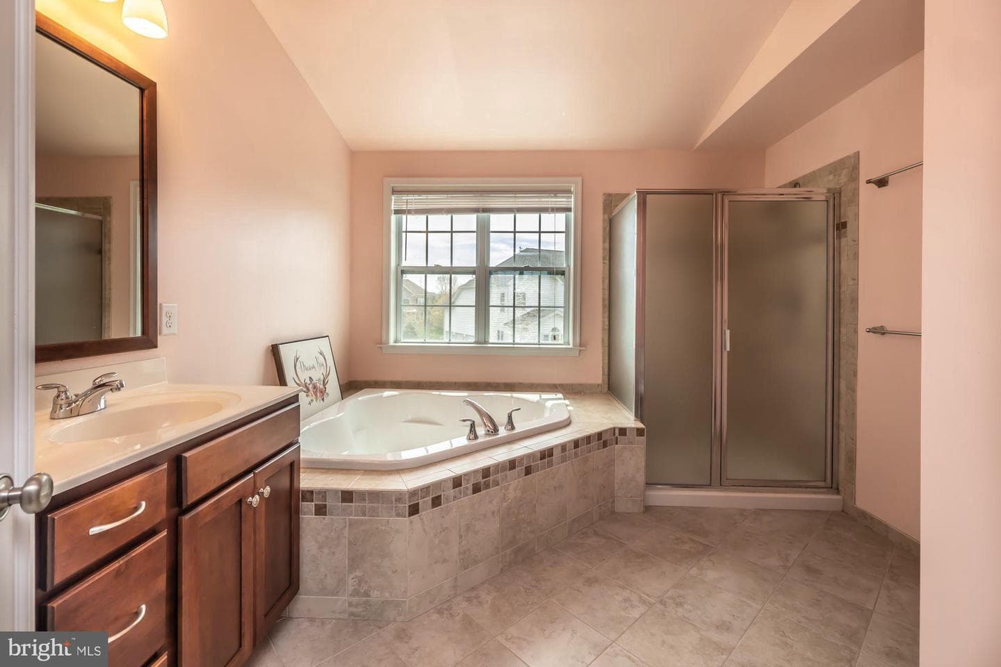 461 Barbin Street photo 32