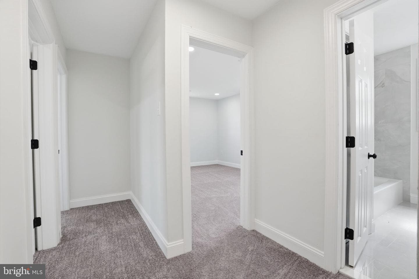 1625 Park Avenue photo 12