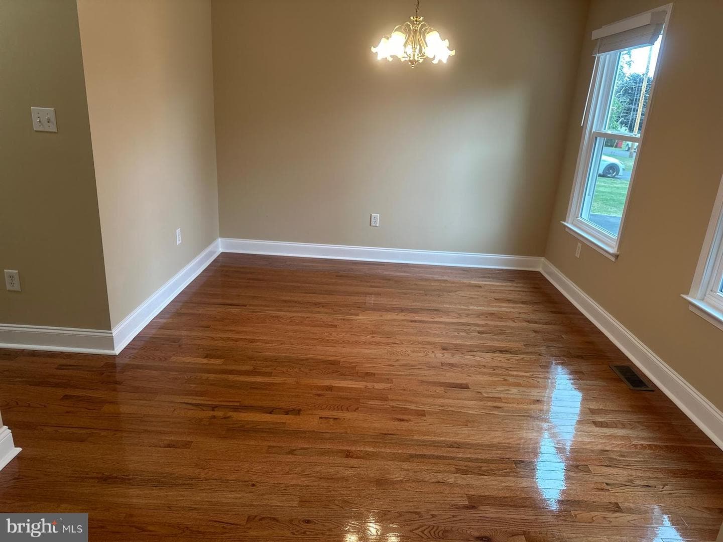 204 Wilson Avenue photo 6