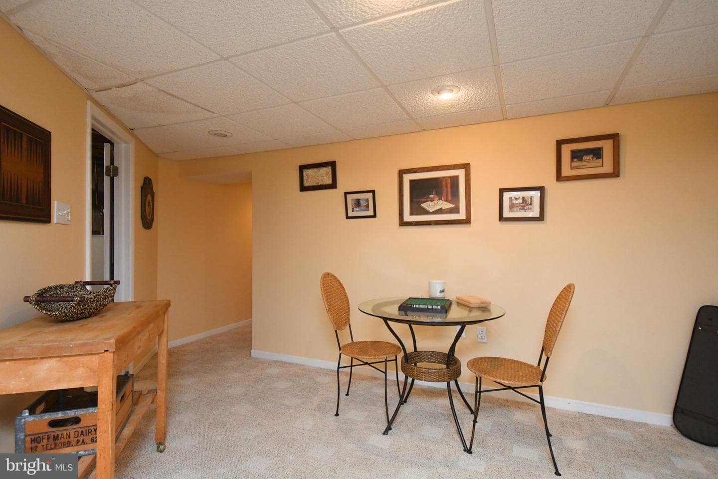 201 Essex Court photo 41