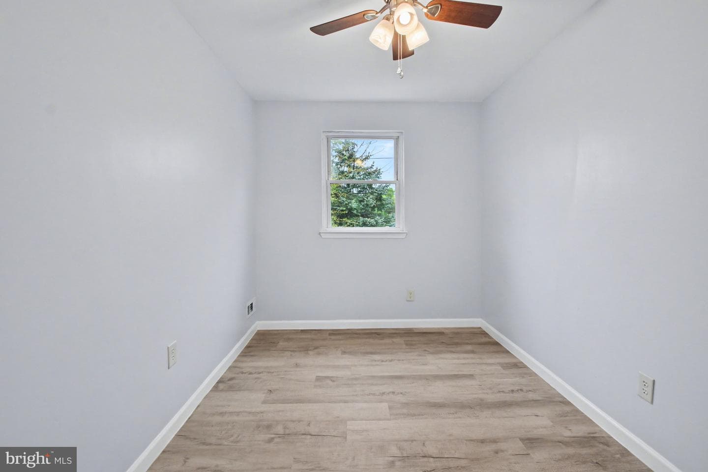 3001 Cardin Place photo 23