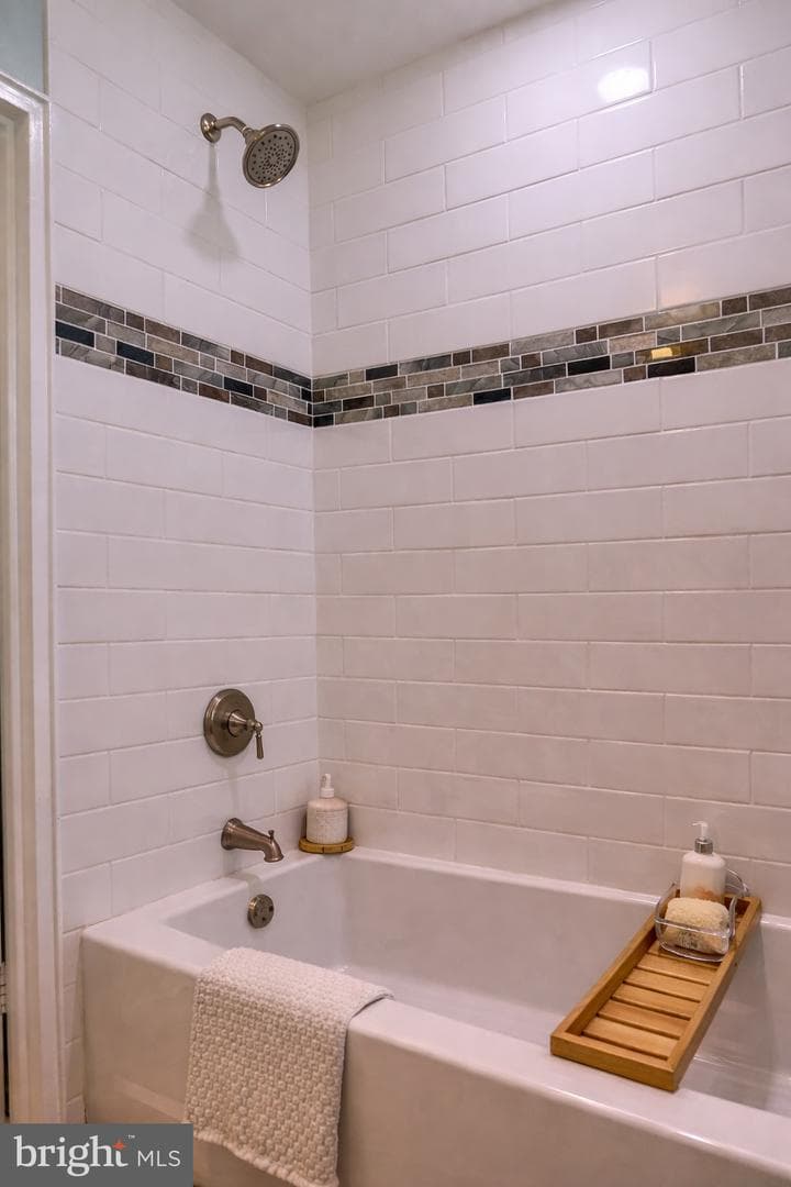 700 Fraser Road photo 21