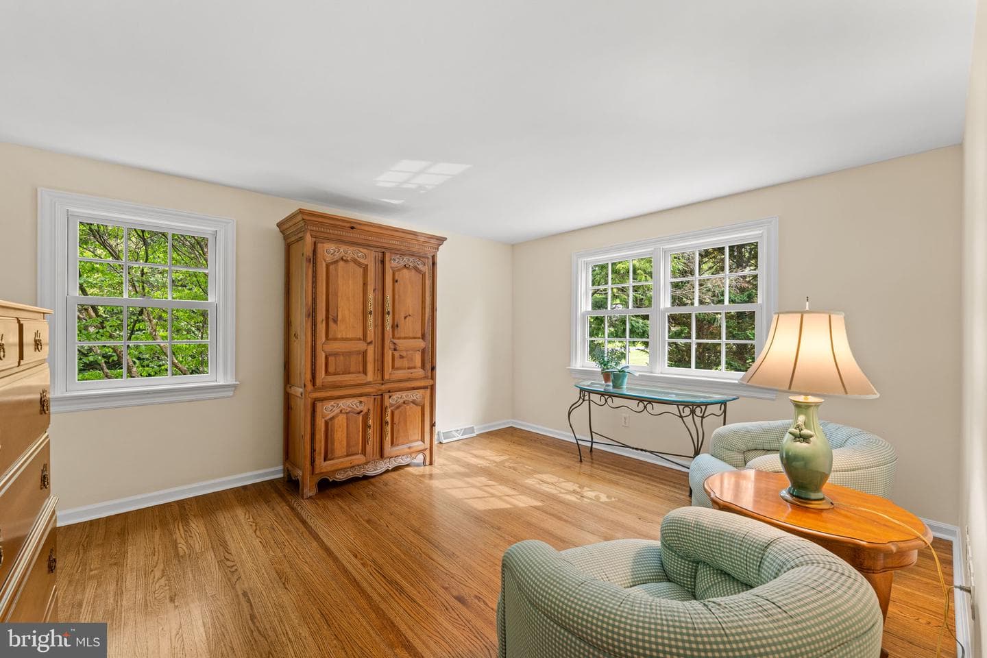 558 Beale Road photo 35