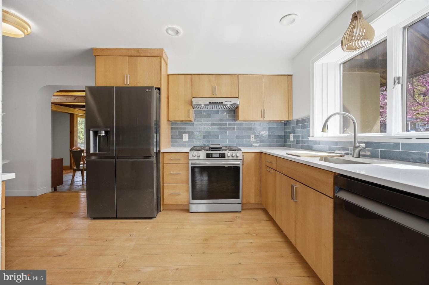 726 Crooked Lane photo 4