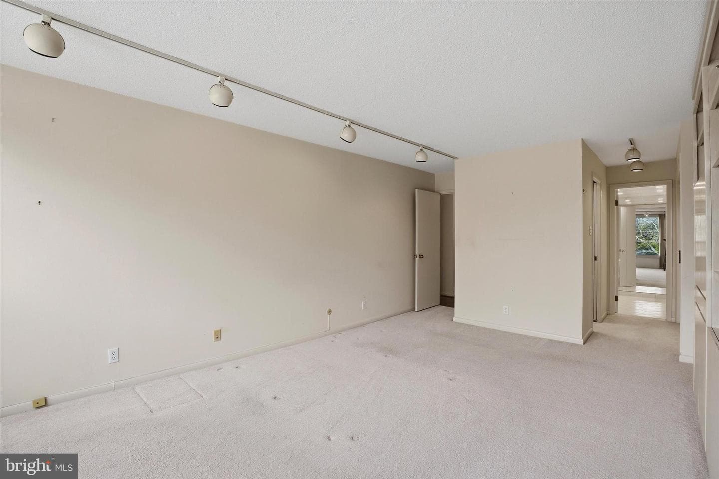 1001 City Avenue #E-506 photo 26