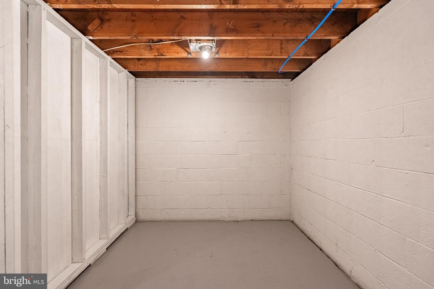1032 East Avenue photo 23
