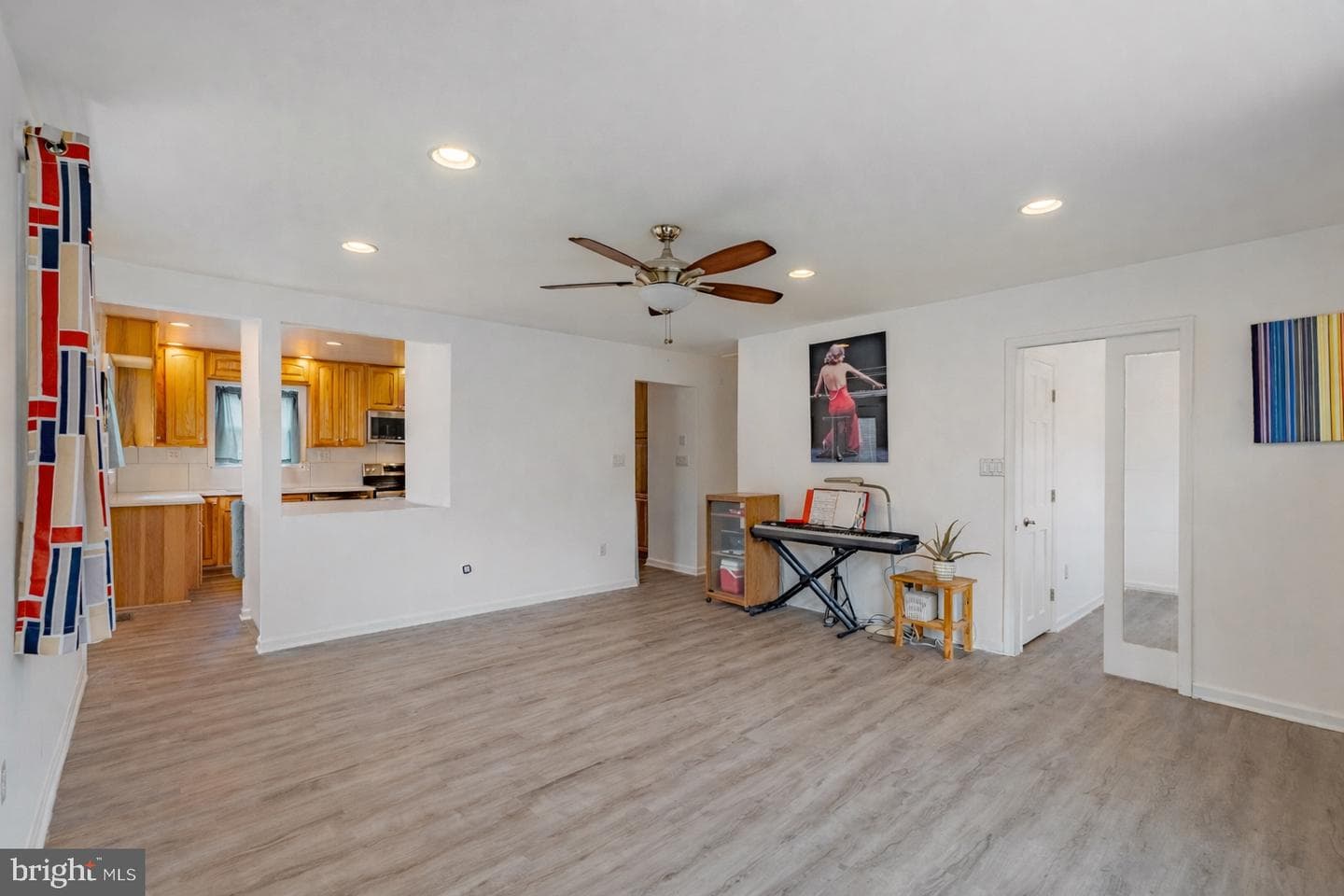 1032 East Avenue photo 5