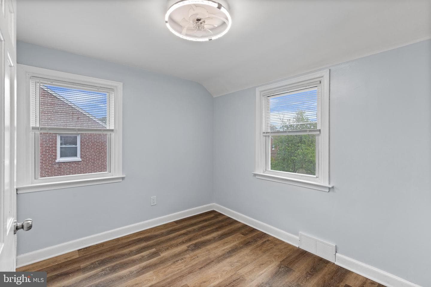 7603 Oak Lane Road photo 17