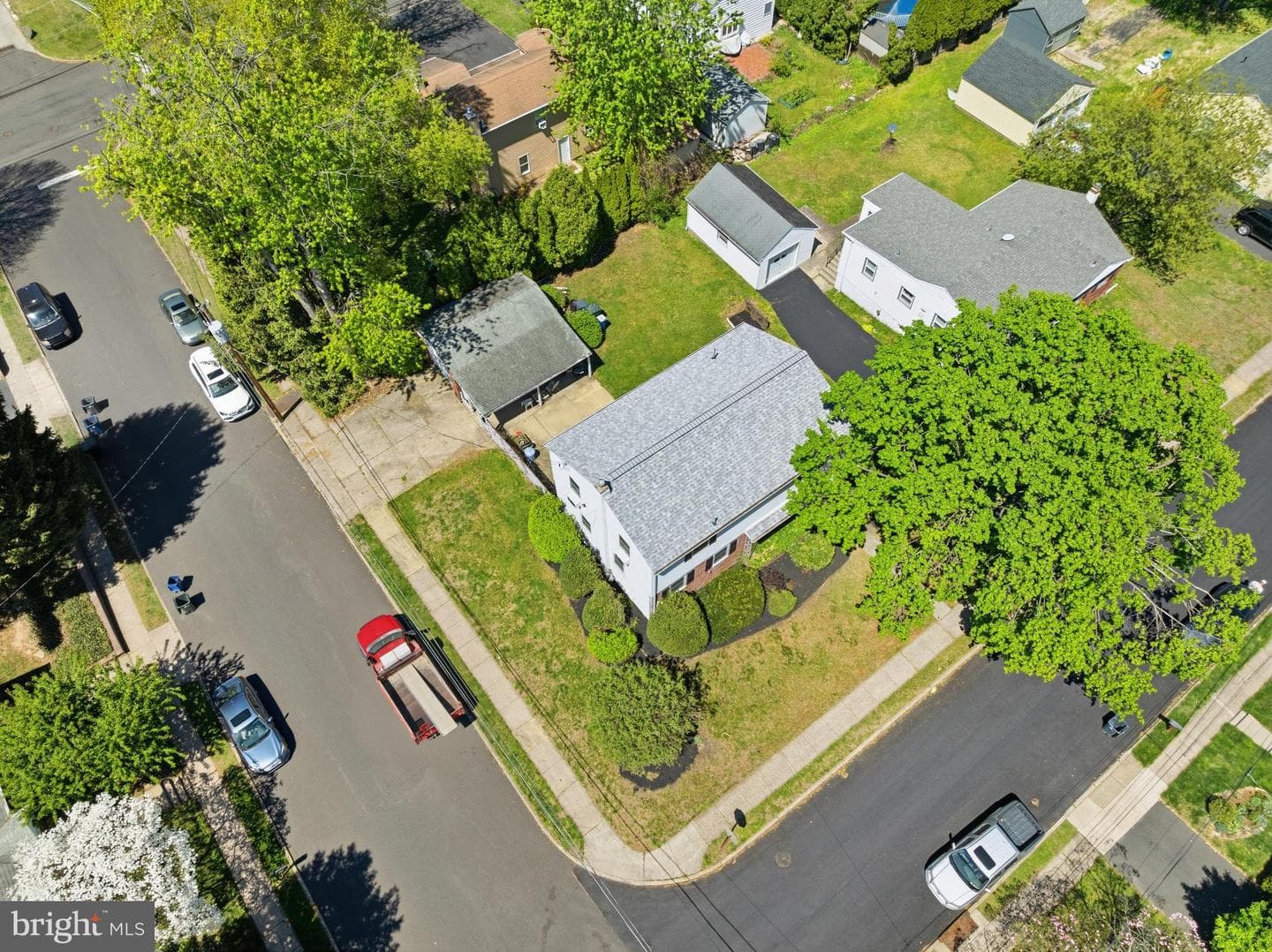 348 Northwood Avenue photo 44