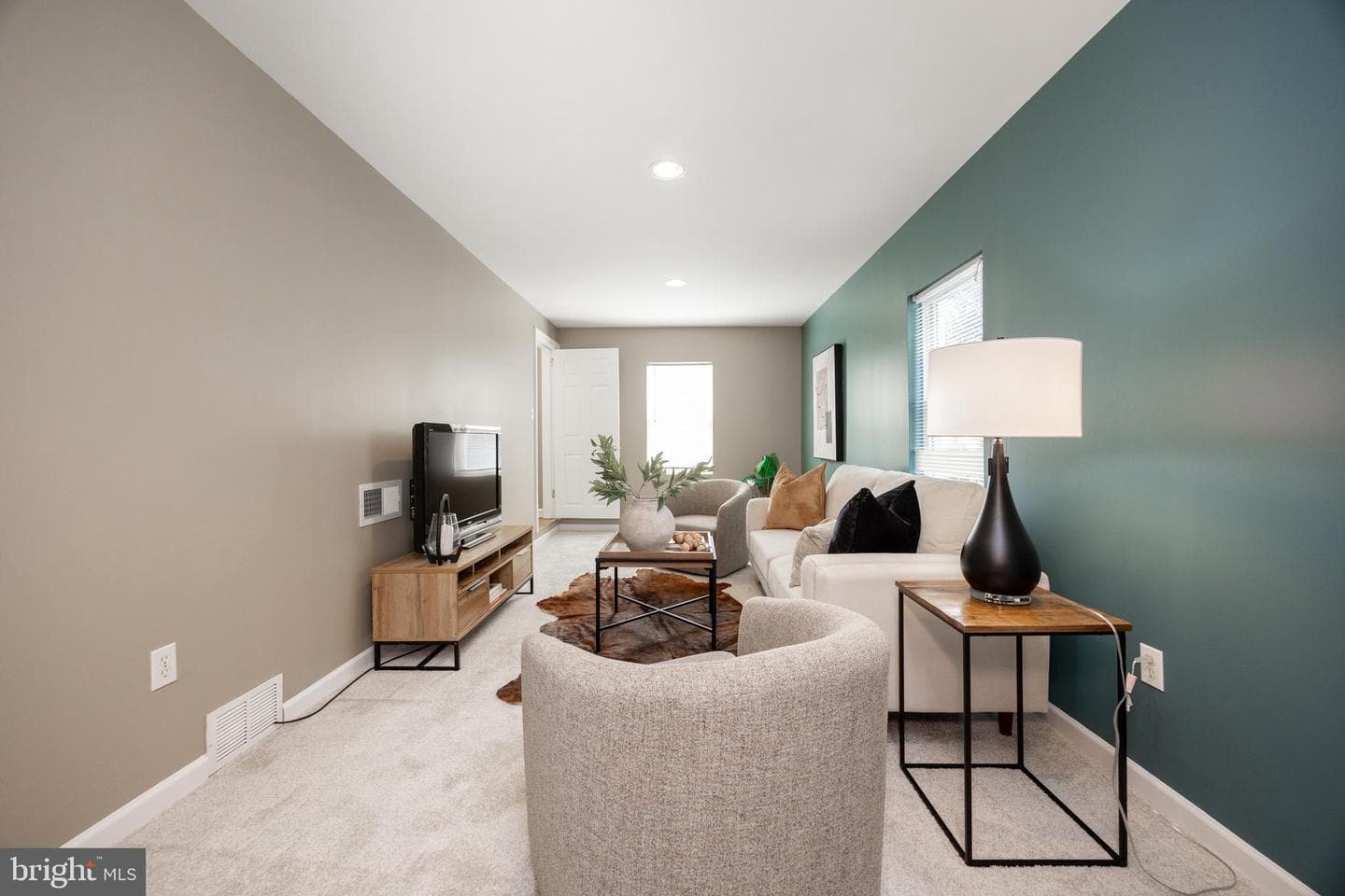 12 Willow Avenue photo 19