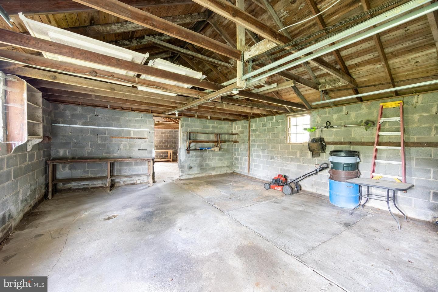 12 Willow Avenue photo 29