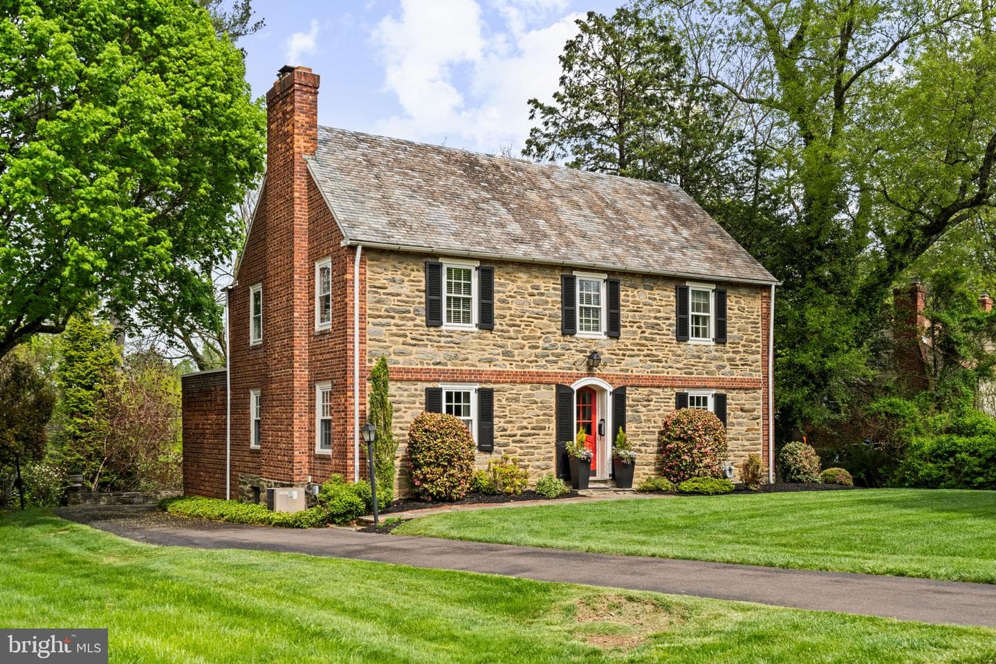 7901 Cobden Road, Laverock