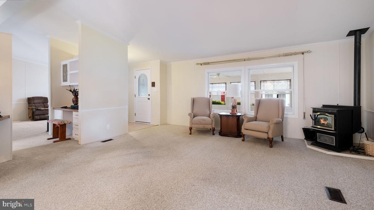 742 Dogwood Drive photo 9