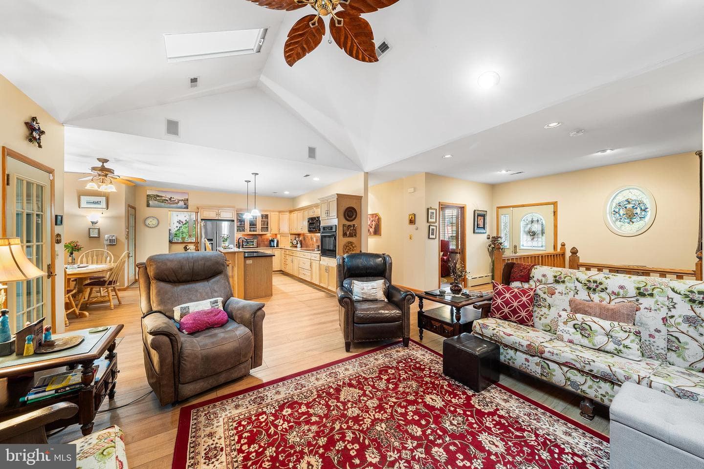 1416 Harry Street photo 10