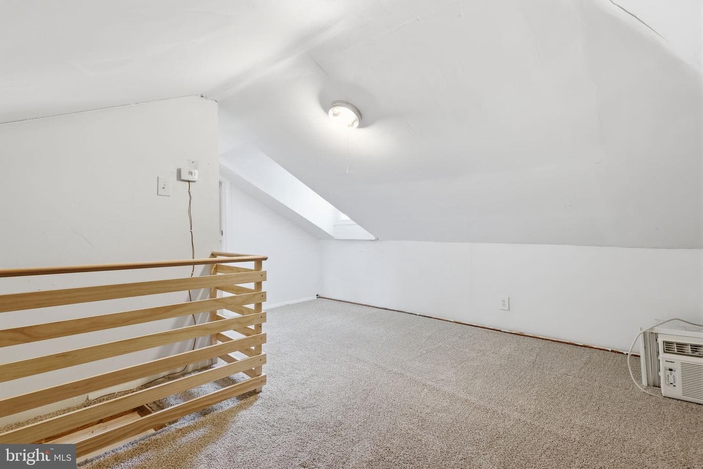 7702 Cheltenham Avenue photo 23