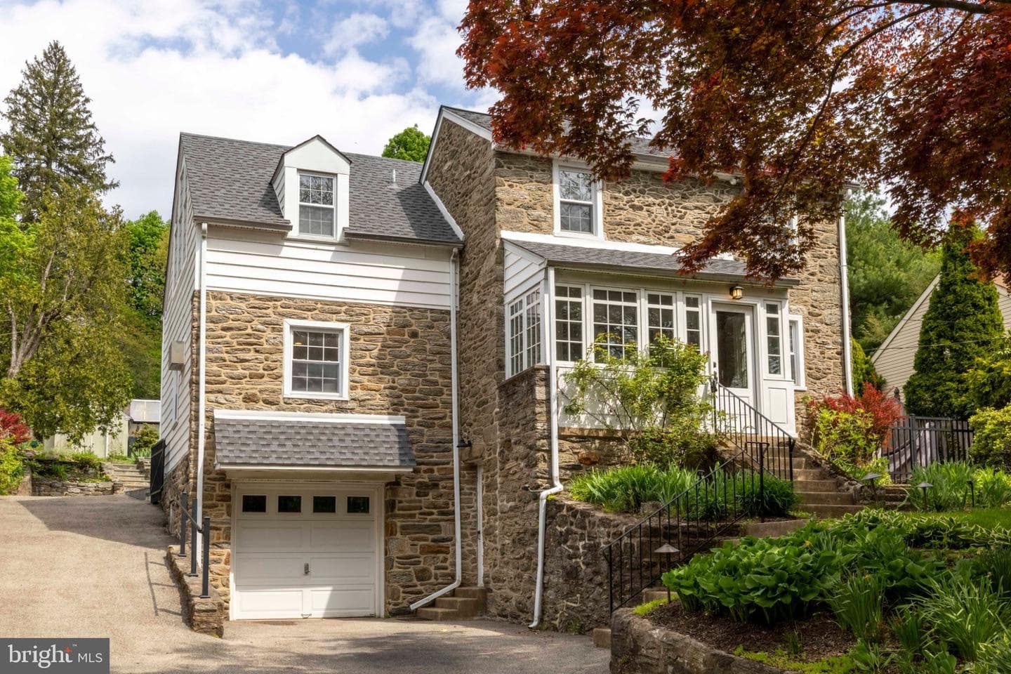 805 Rock Lane photo 2