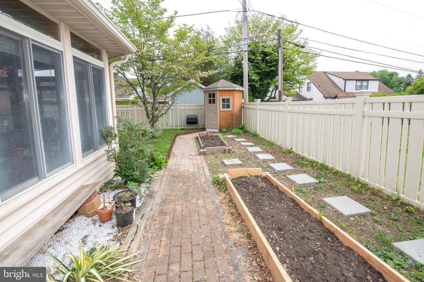 1259 Glenbrook Road photo 6