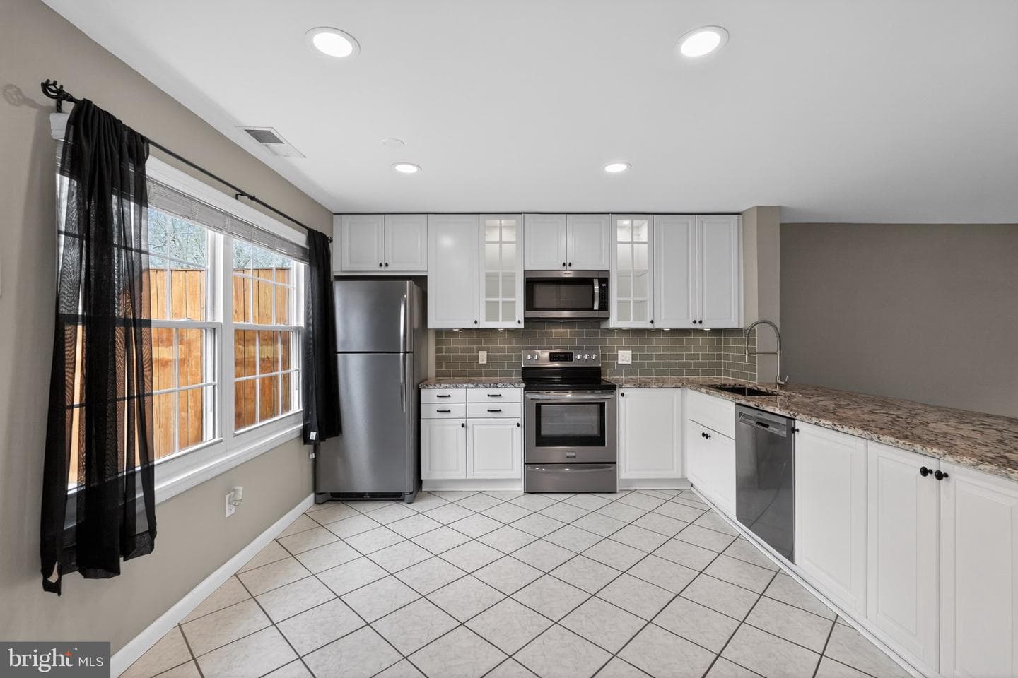 19 Applewood Court photo 10