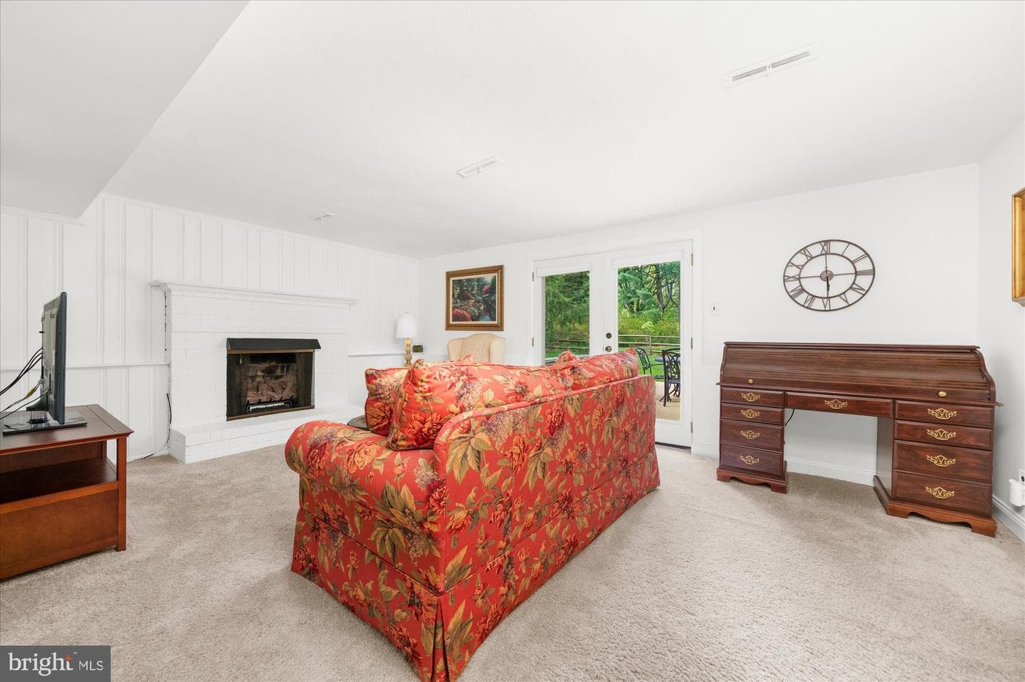 101 Village Drive photo 26