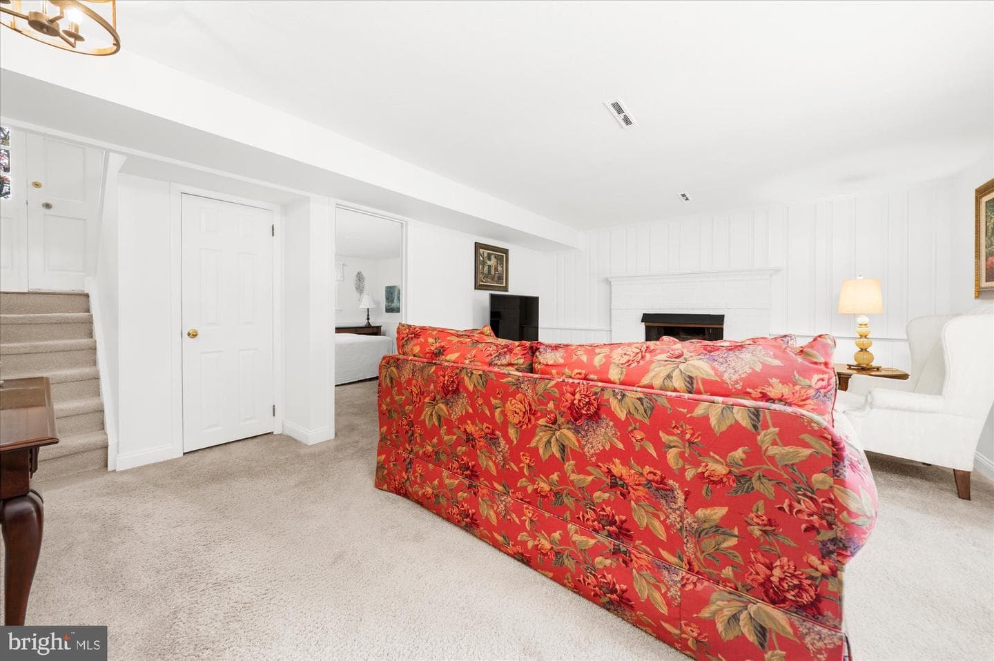 101 Village Drive photo 27