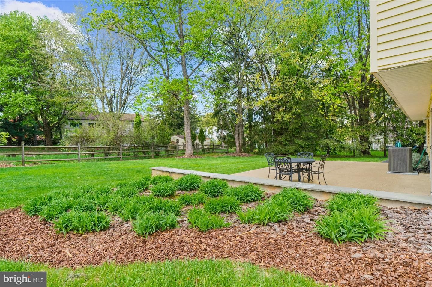 101 Village Drive photo 33