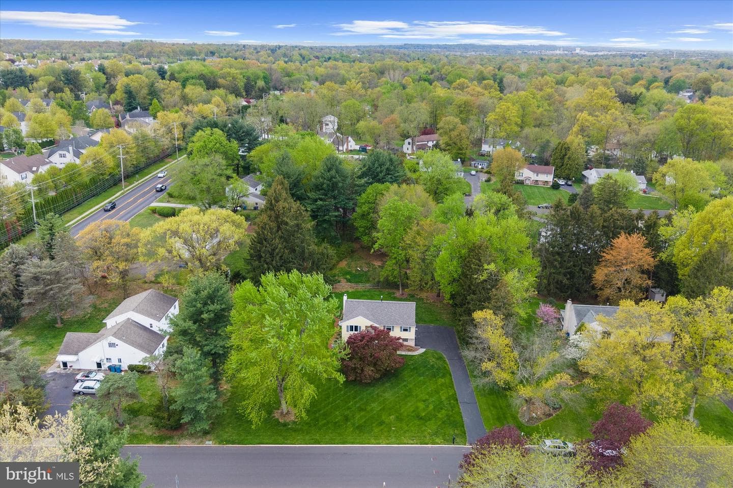 101 Village Drive photo 39