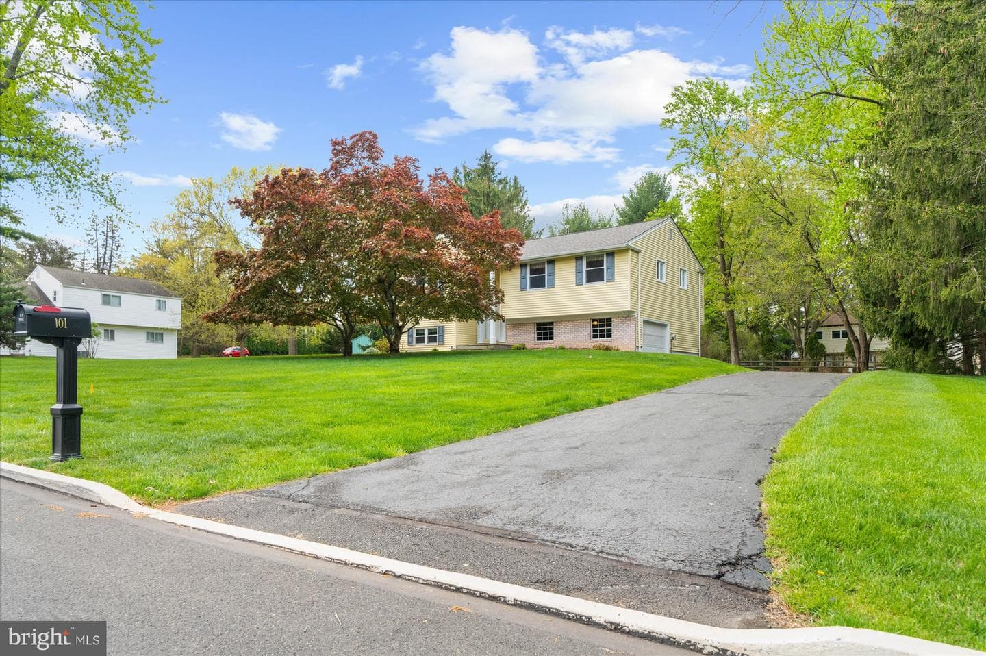 101 Village Drive photo 4