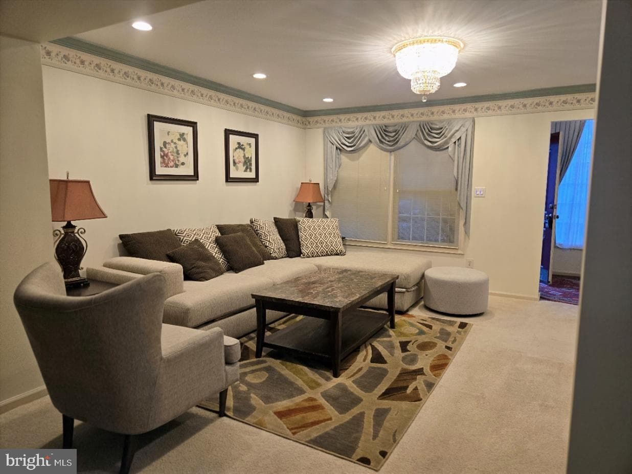 373 Carmen Drive photo 4