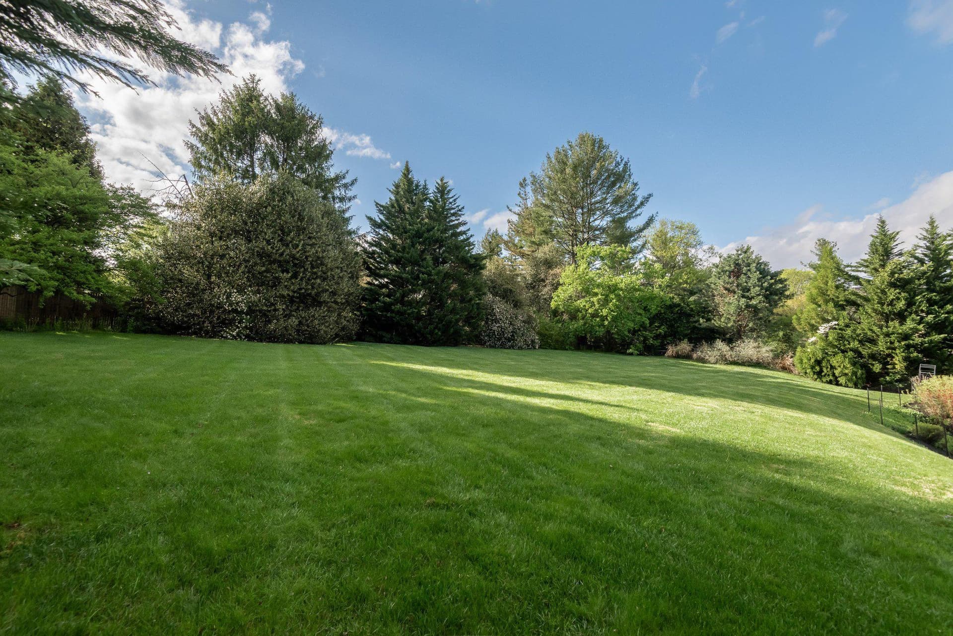 952 Lafayette Road photo 82