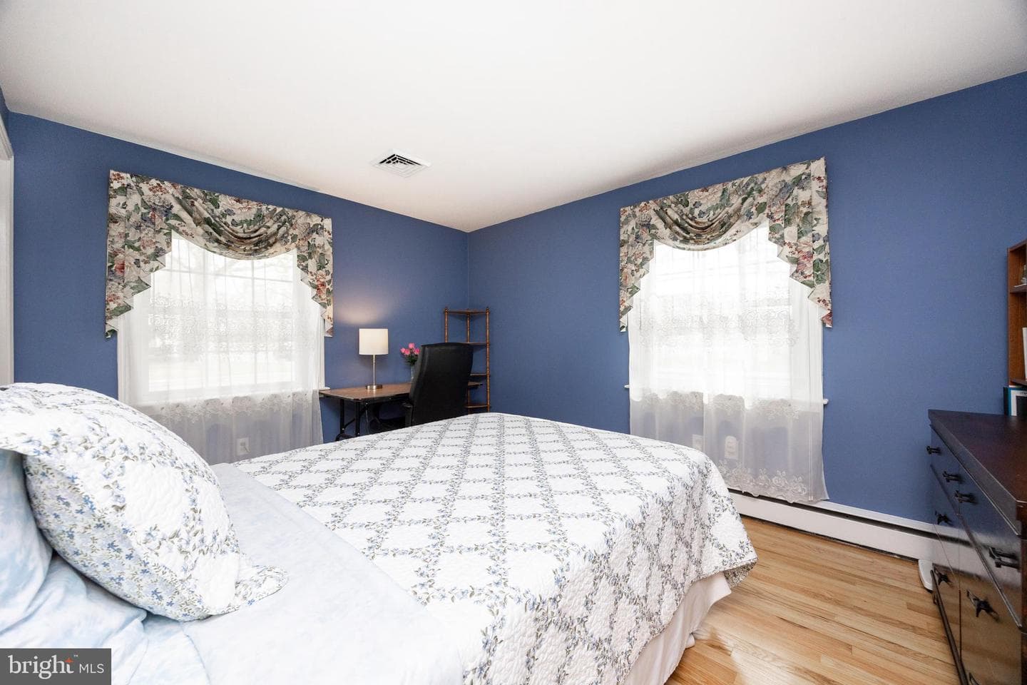 604 N Line Street photo 29