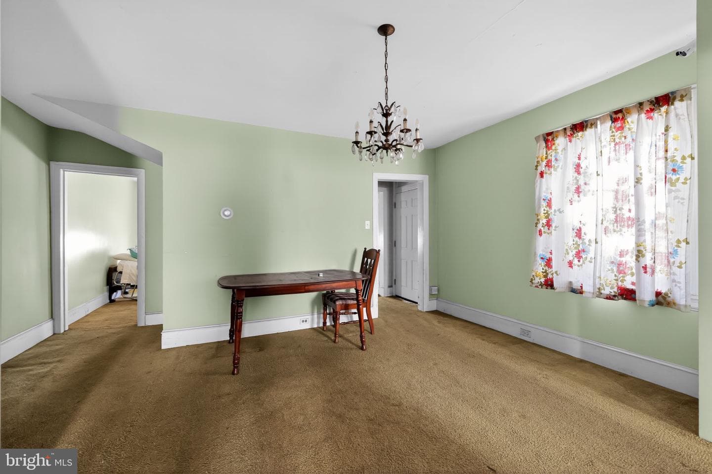 113 S Chestnut Street photo 26