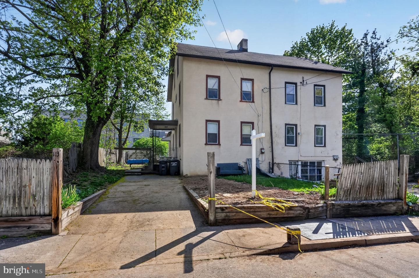 113 S Chestnut Street photo 5