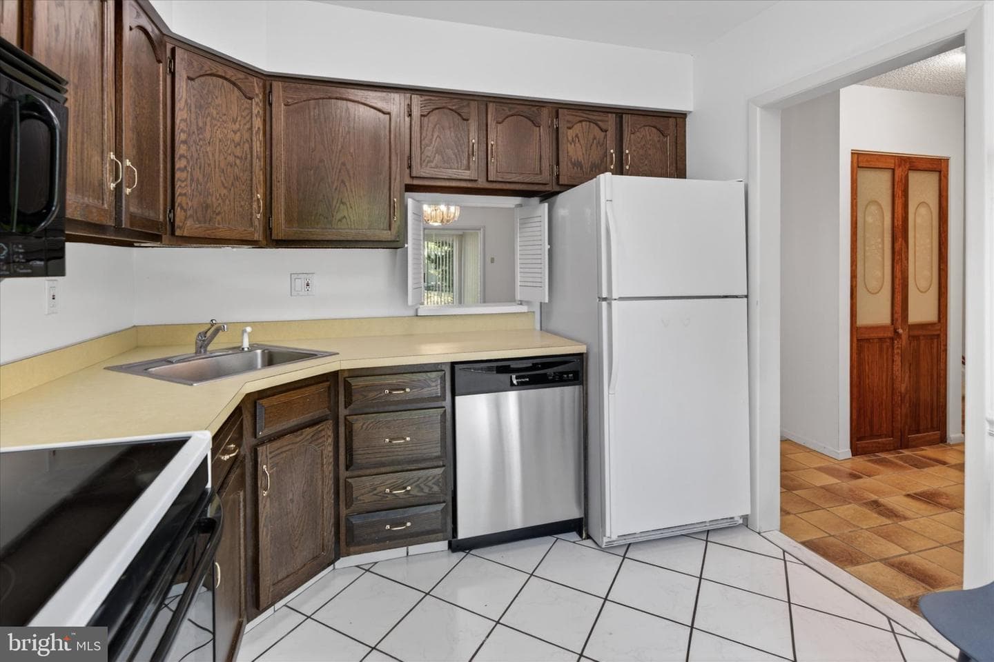15 Twin Brooks Dr photo 14