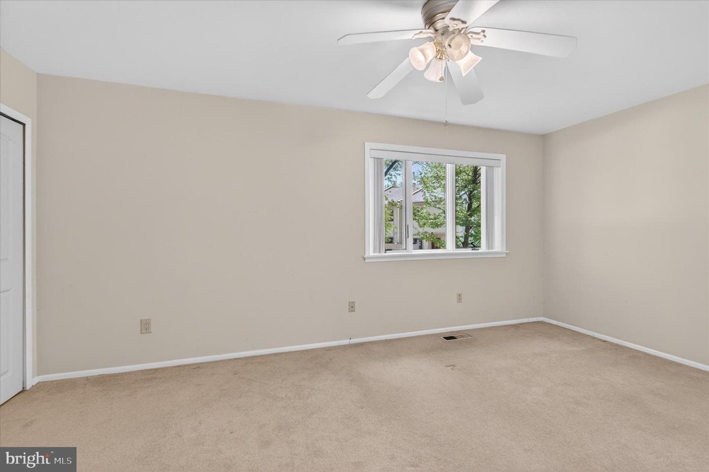 15 Twin Brooks Dr photo 17