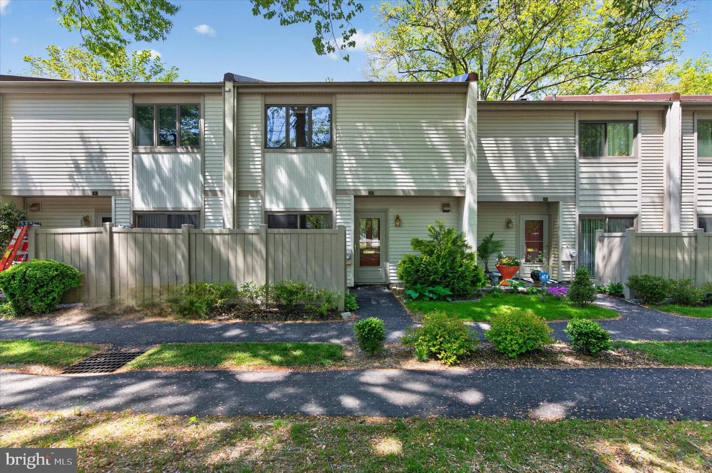 15 Twin Brooks Dr photo 3