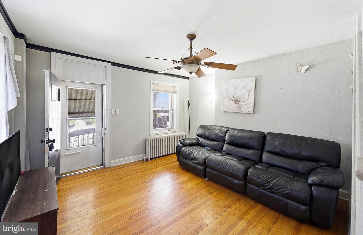 241 Chestnut Street photo 13