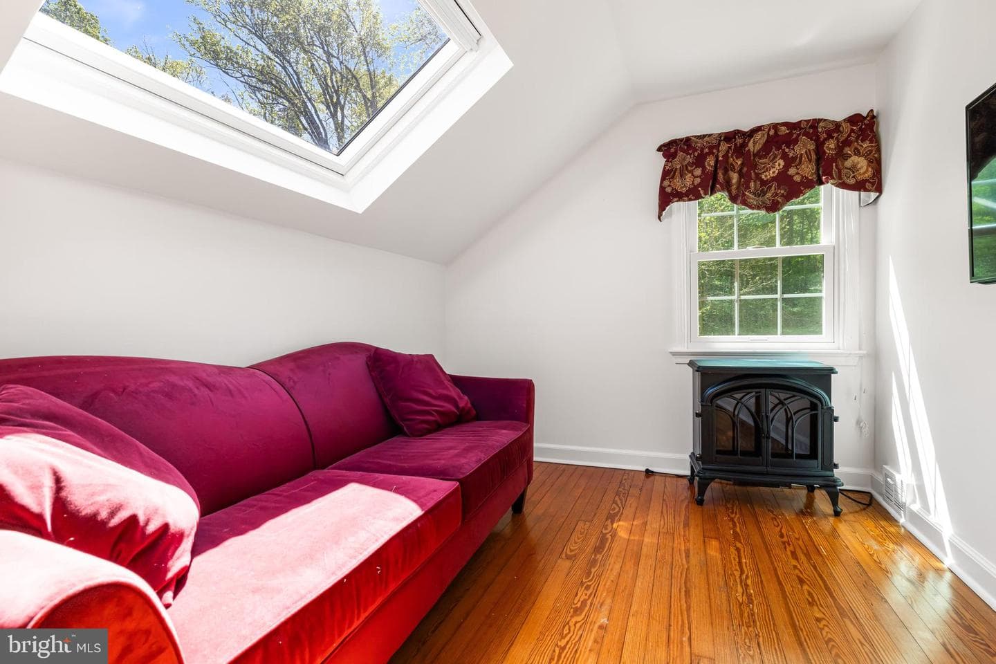 904 Andorra Road photo 32